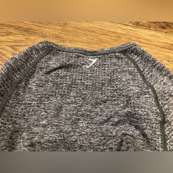 ⭕️ GYMSHARK | Cropped Long Sleeve Top - Picture 5 of 5